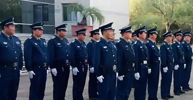奥尼尔透露在组建球队时,他会选择勒布朗·詹姆斯,而不是科比